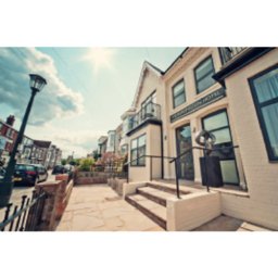 https://www.mncjobs.co.uk/company/burlington-hotel